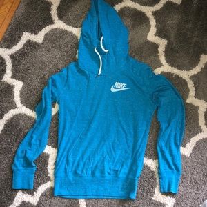 Nike pull over hoodie